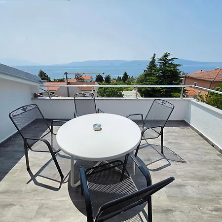 Tom V Nv With Sea View, 250m From The ノヴィ・ヴィノドロスキー