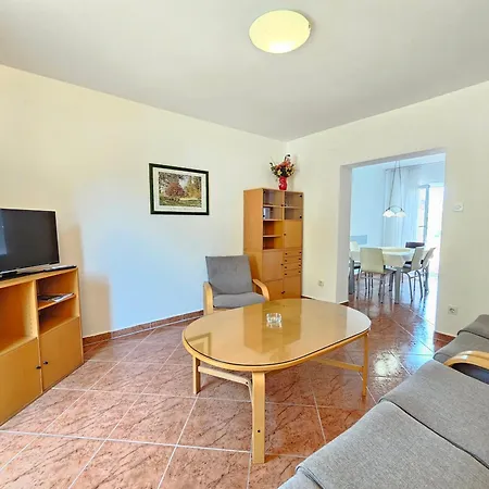 Tom V Nv With Sea View, 250m From The Appartement