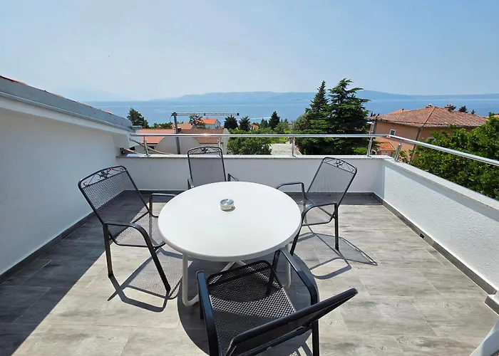 Tom V Nv With Sea View, 250m From The ノヴィ・ヴィノドロスキー