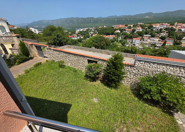 Tom V Nv With Sea View, 250m From The * Novi Vinodolski