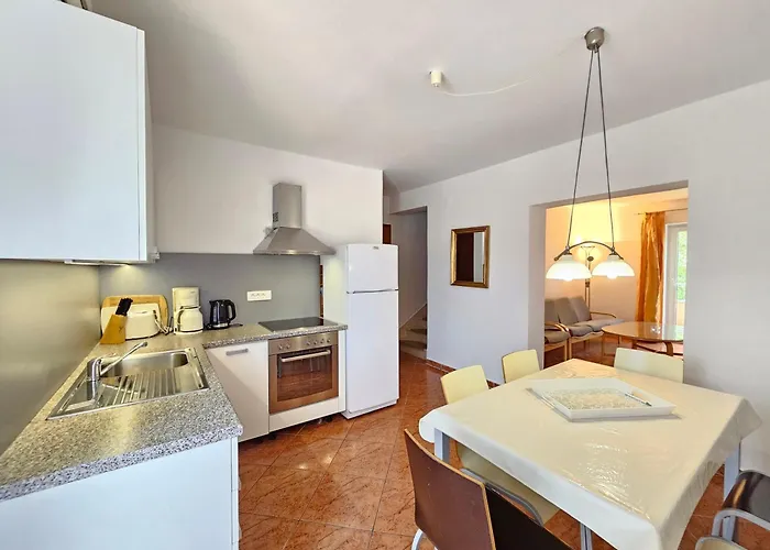 Tom V Nv With Sea View, 250m From The Apartmán