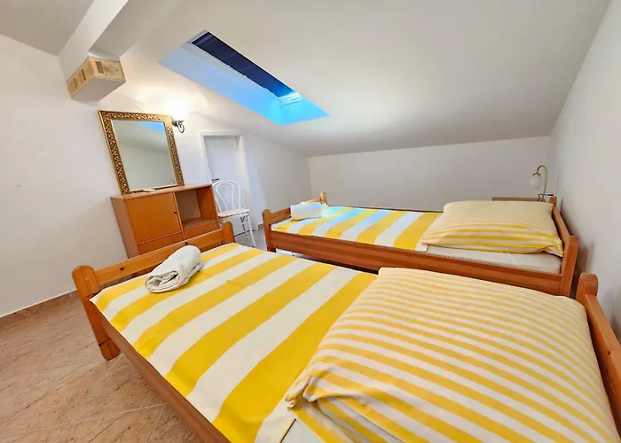 Tom V Nv With Sea View, 250m From The *